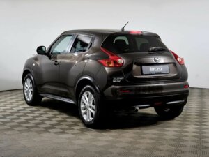 Nissan Juke 2012 1.6 MT (117 л.с.) SE c пробегом - фото 7