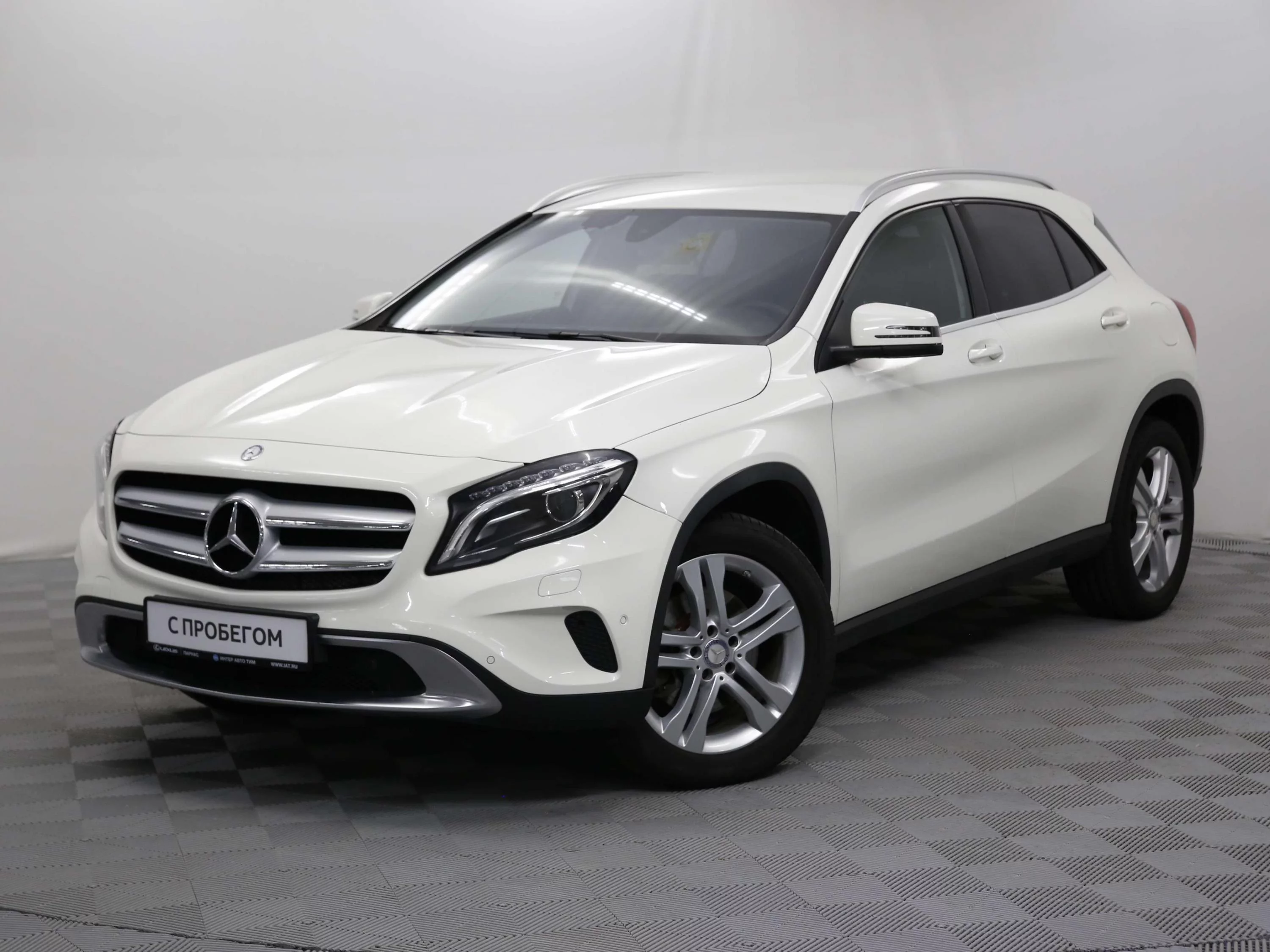 Mercedes-Benz GLA 250 2.0 AMT (211 л.с.) 4WD, 2016, I поколение (X156),  Белый (продано) – заказ №112301