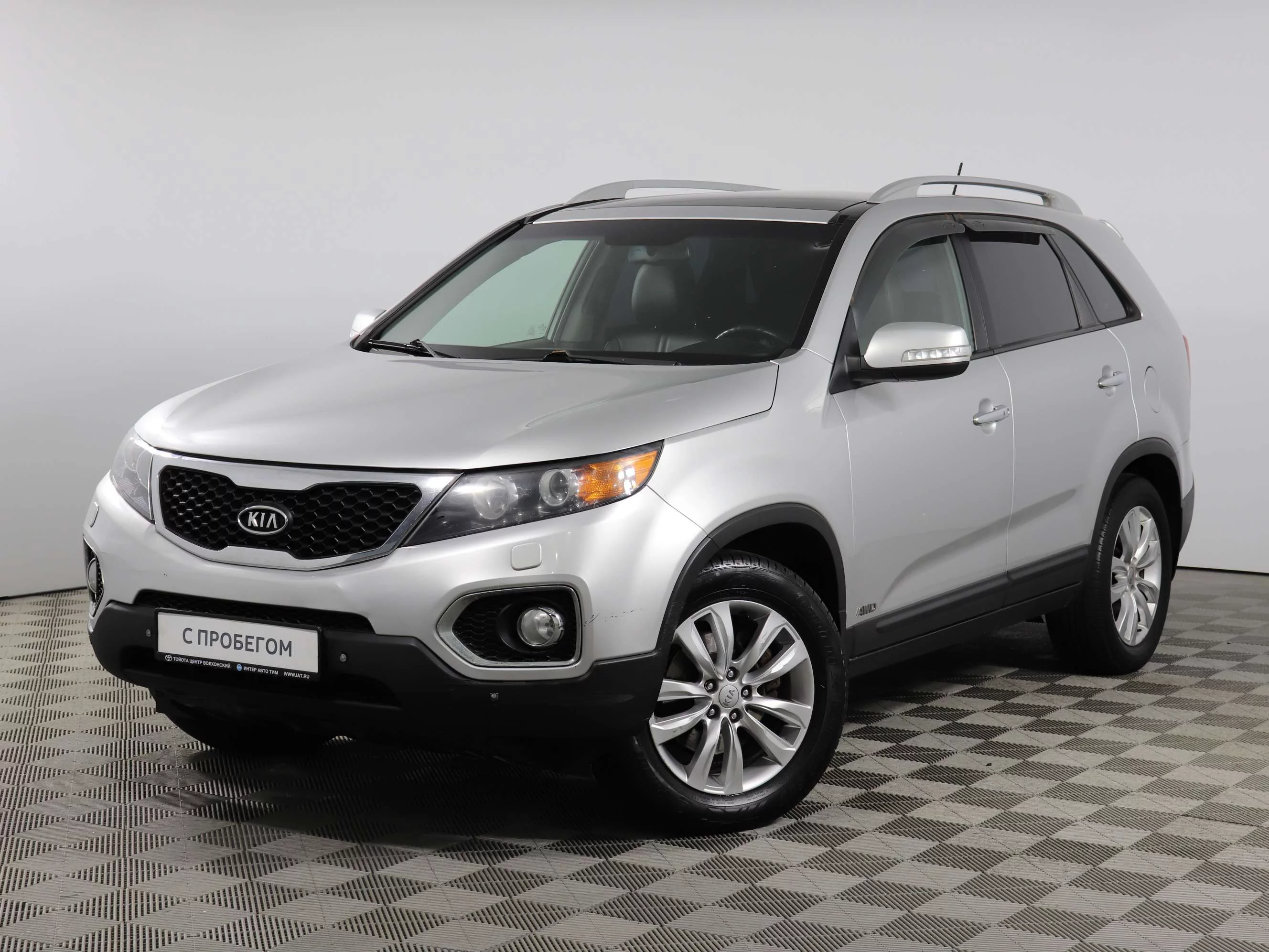 Кия авто с пробегом. Kia Sorento 2010. Kia Sorento 2009. Kia Sorento 2 2009-2012. Киа Соренто 2009-2012.