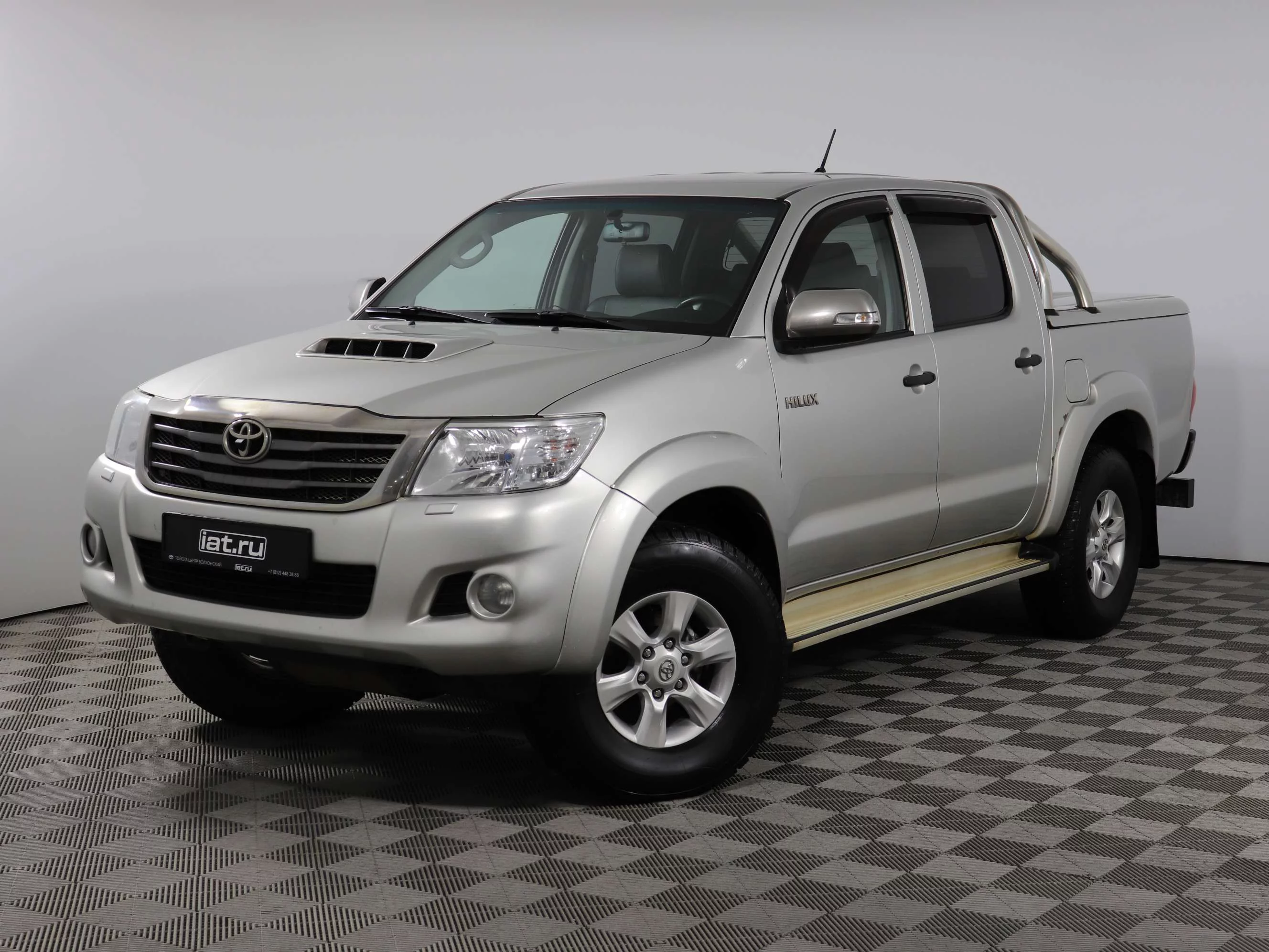 Toyota Hilux 2.5d MT (144 л.с.) 4WD, 2012, VII поколение Рестайлинг,  Серебристый (продано) – заказ №119479