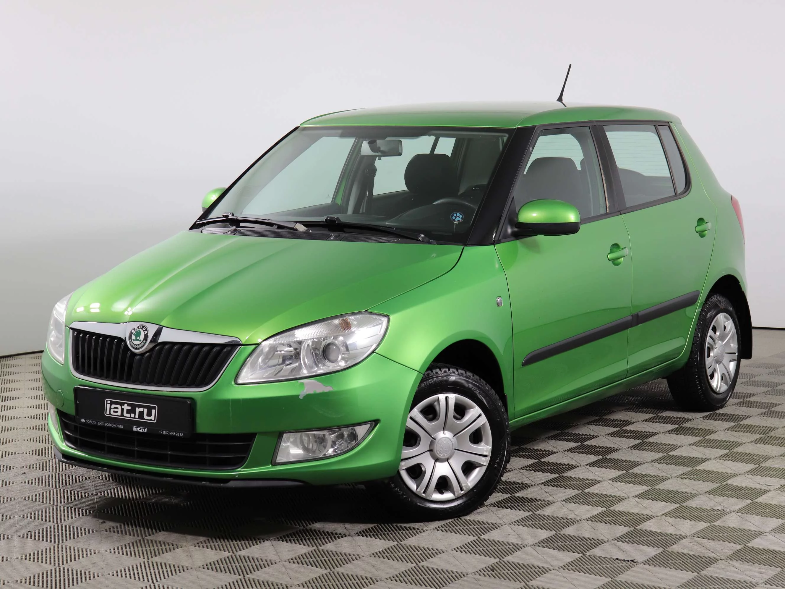 Skoda Fabia 1.6 AT (105 л.с.), 2012, II поколение Рестайлинг, Зеленый  (продано) – заказ №121668