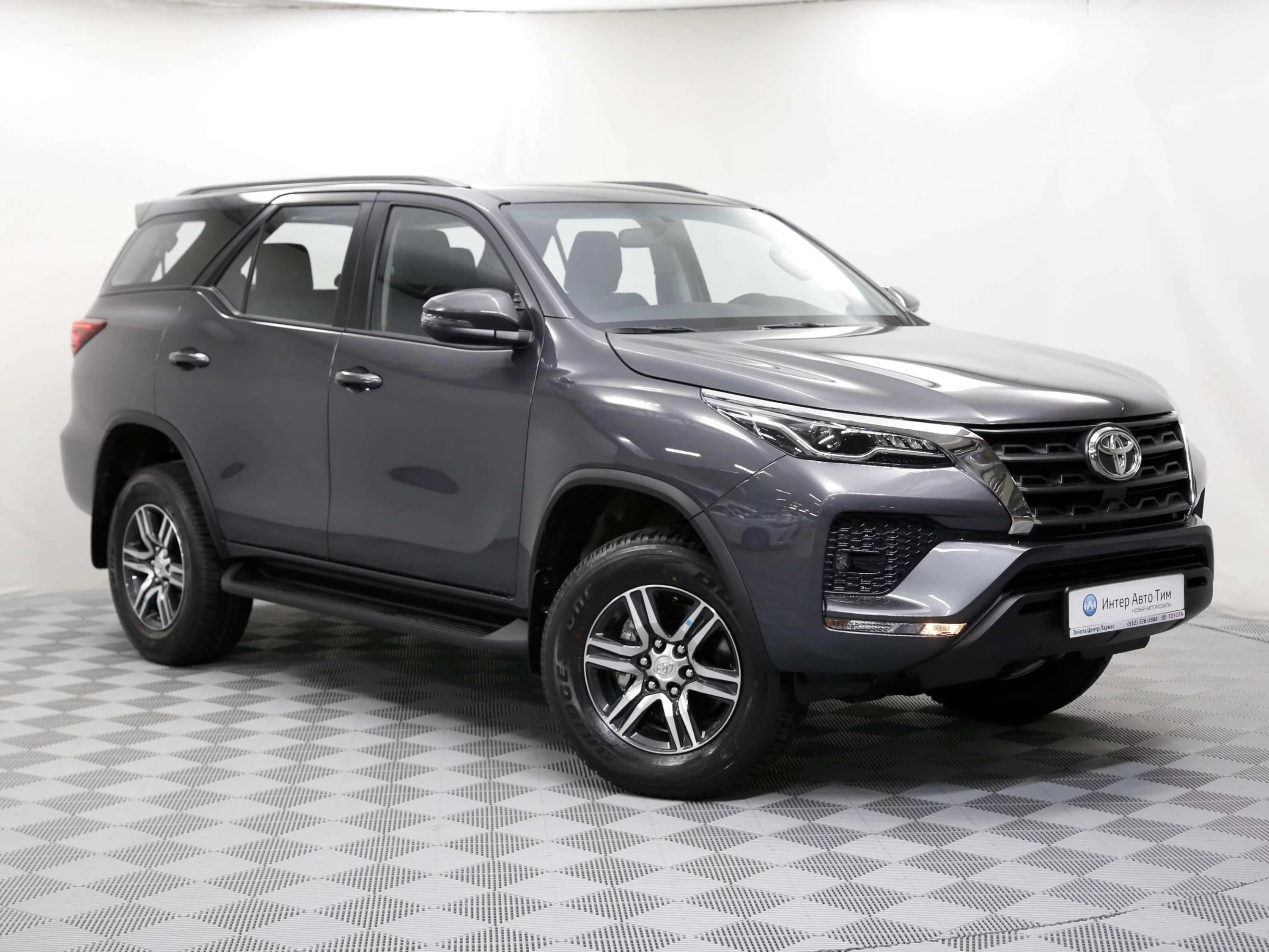 Toyota Fortuner 2.7 AT (166 л.с.) 4WD, II поколение Рестайлинг, Серый  (продано) – заказ №117849