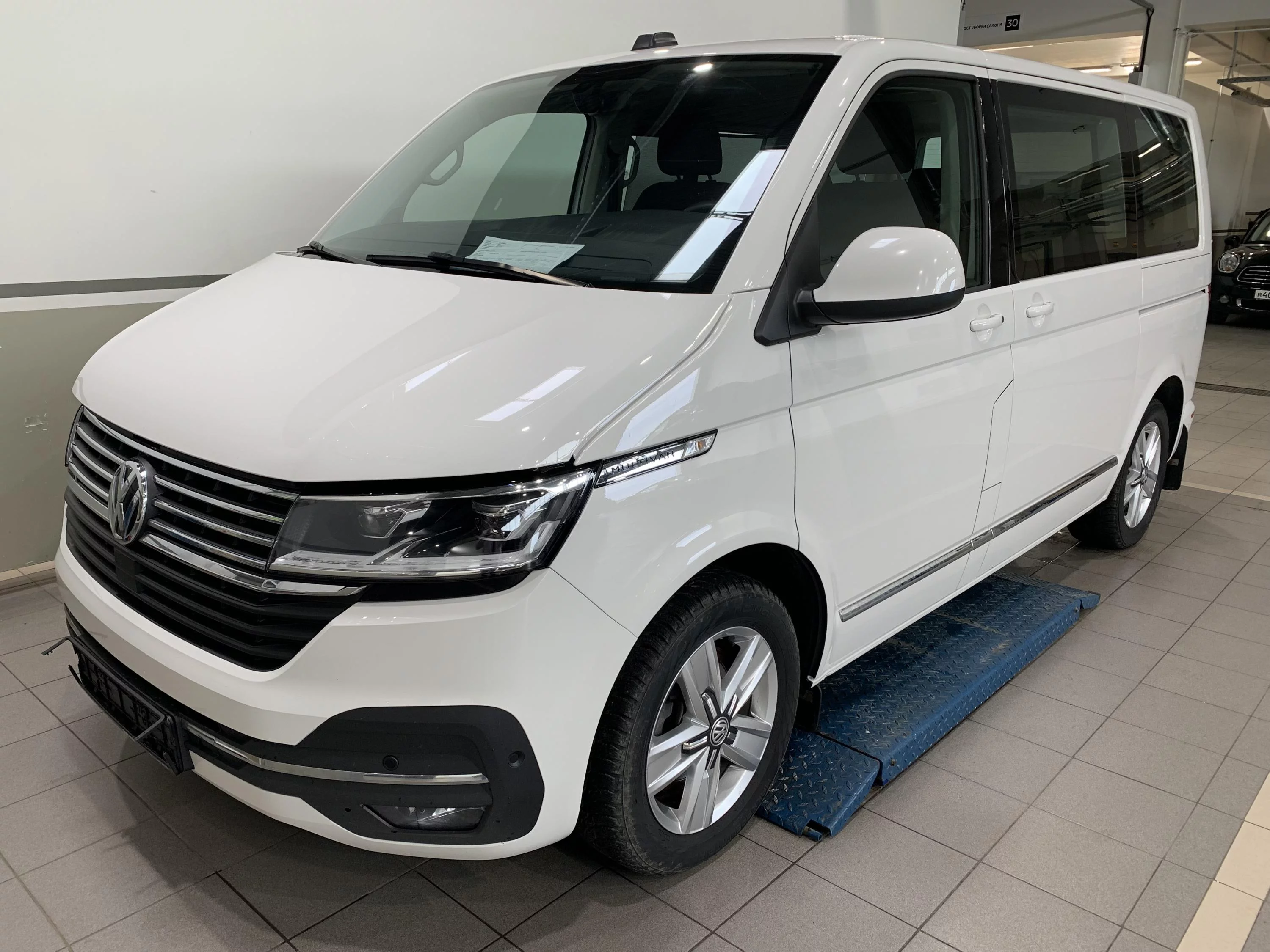 Volkswagen Multivan 2.0d AMT (199 л.с.) 4WD, 2020, T6 поколение Рестайлинг,  Белый (продано) – заказ №122837