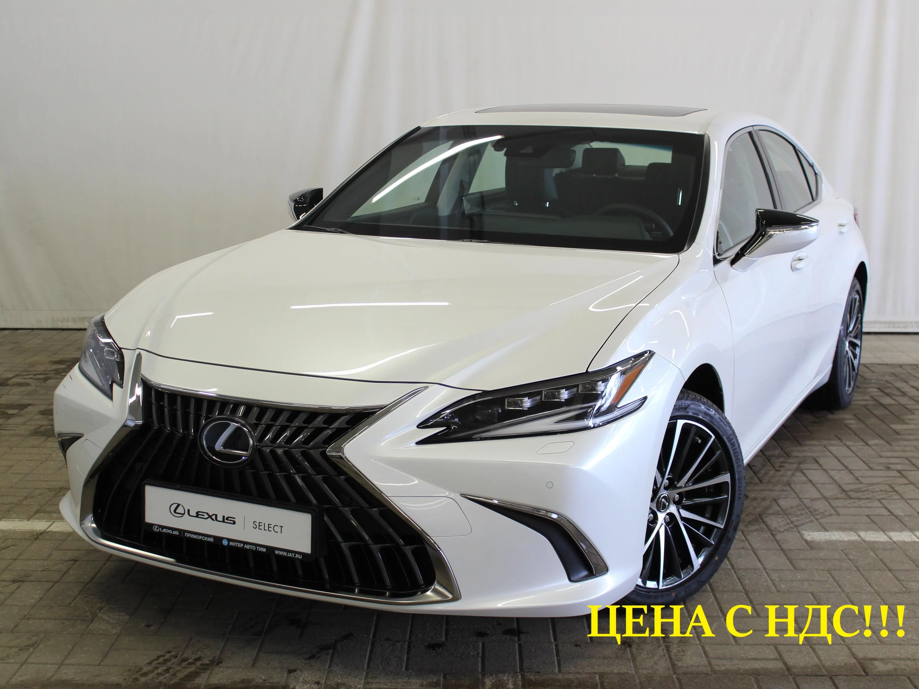 Lexus ES 250 2.5 AT (200 л.с.), 2021, VII поколение Рестайлинг, Белый  (продано) – заказ №112677