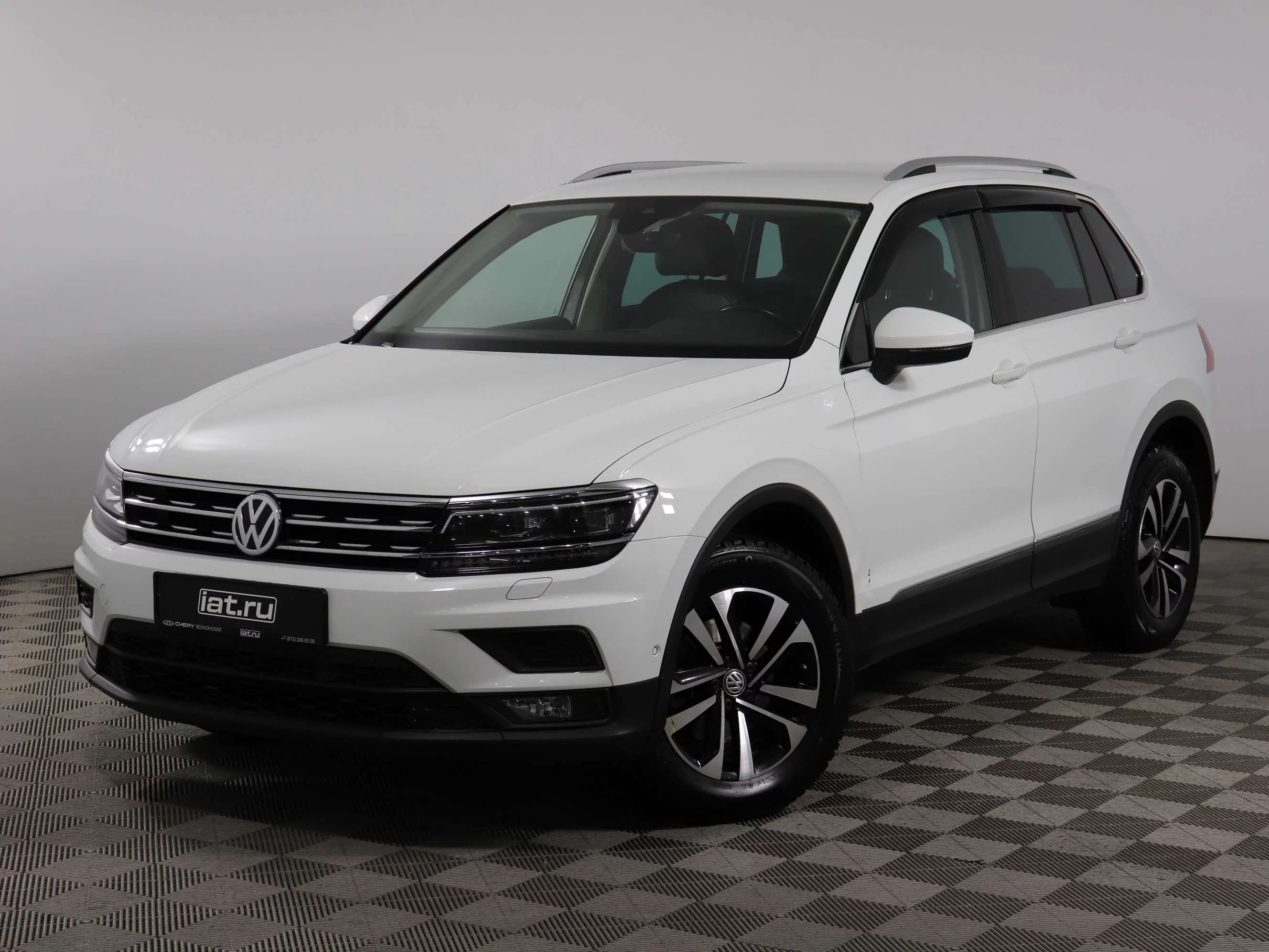 Volkswagen Tiguan 2.0d AMT (150 л.с.) 4WD, 2020, II поколение, Белый  (продано) – заказ №