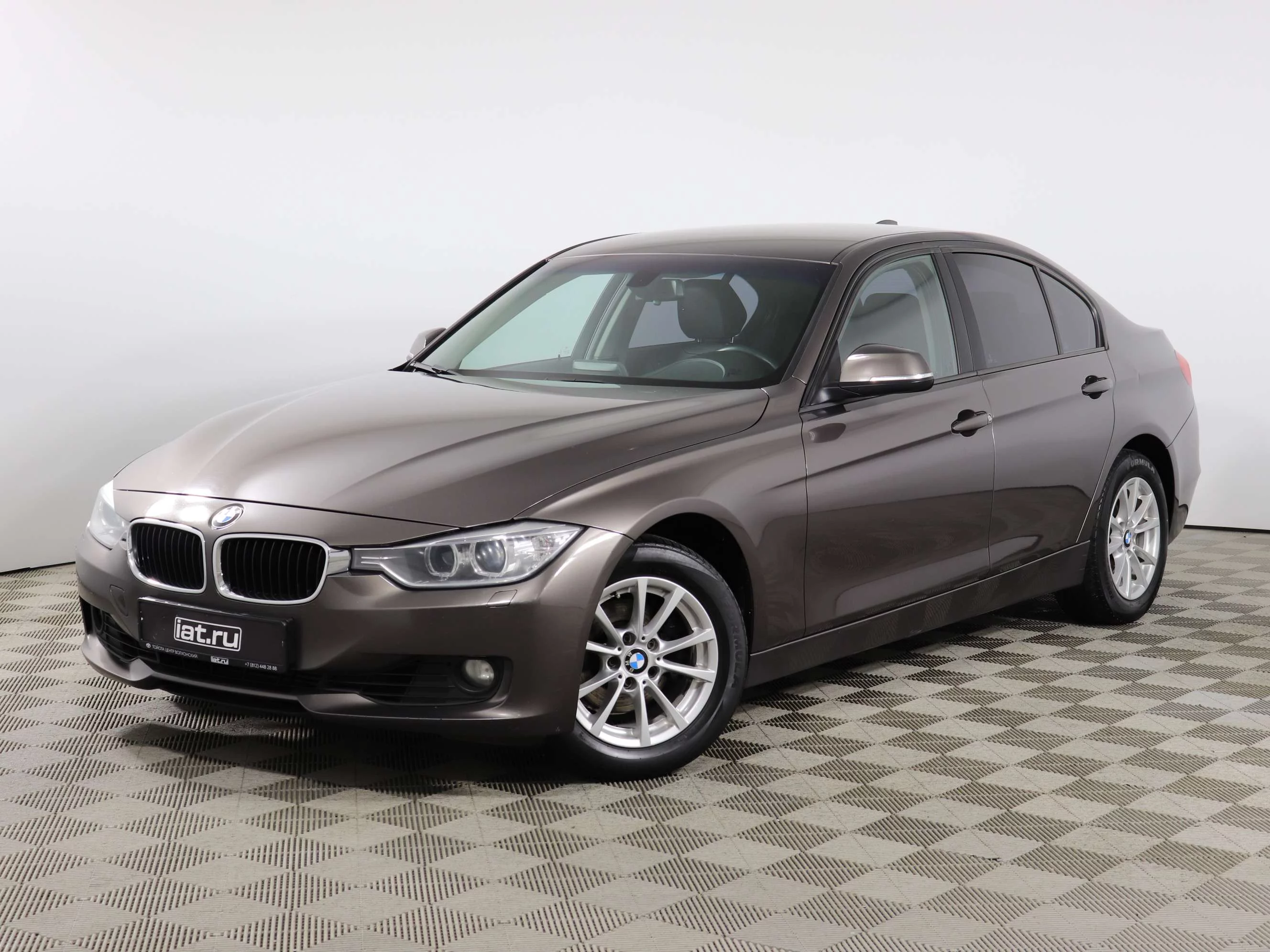 BMW 3 серии 2015 320i 2.0 AT (184 л.с.) 320i SE c пробегом - фото 1