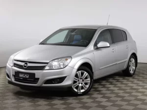 Opel Astra 2012 1.8 MT (140 л.с.)  c пробегом - фото 1