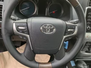 Новый Toyota Land Cruiser Prado 2022 2.8d AT (200 л.с.) 4WD Black Onyx (5 мест)  - фото 5