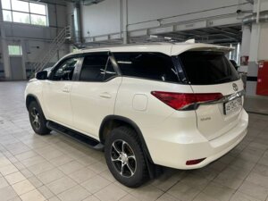 Toyota Fortuner 2018 2.7 AT (166 л.с.) 4WD Комфорт c пробегом - фото 4
