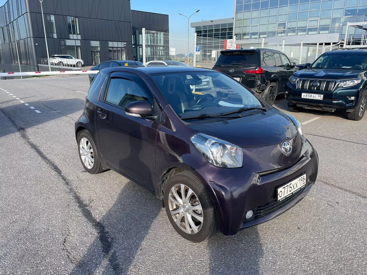 Toyota IQ ev 2013