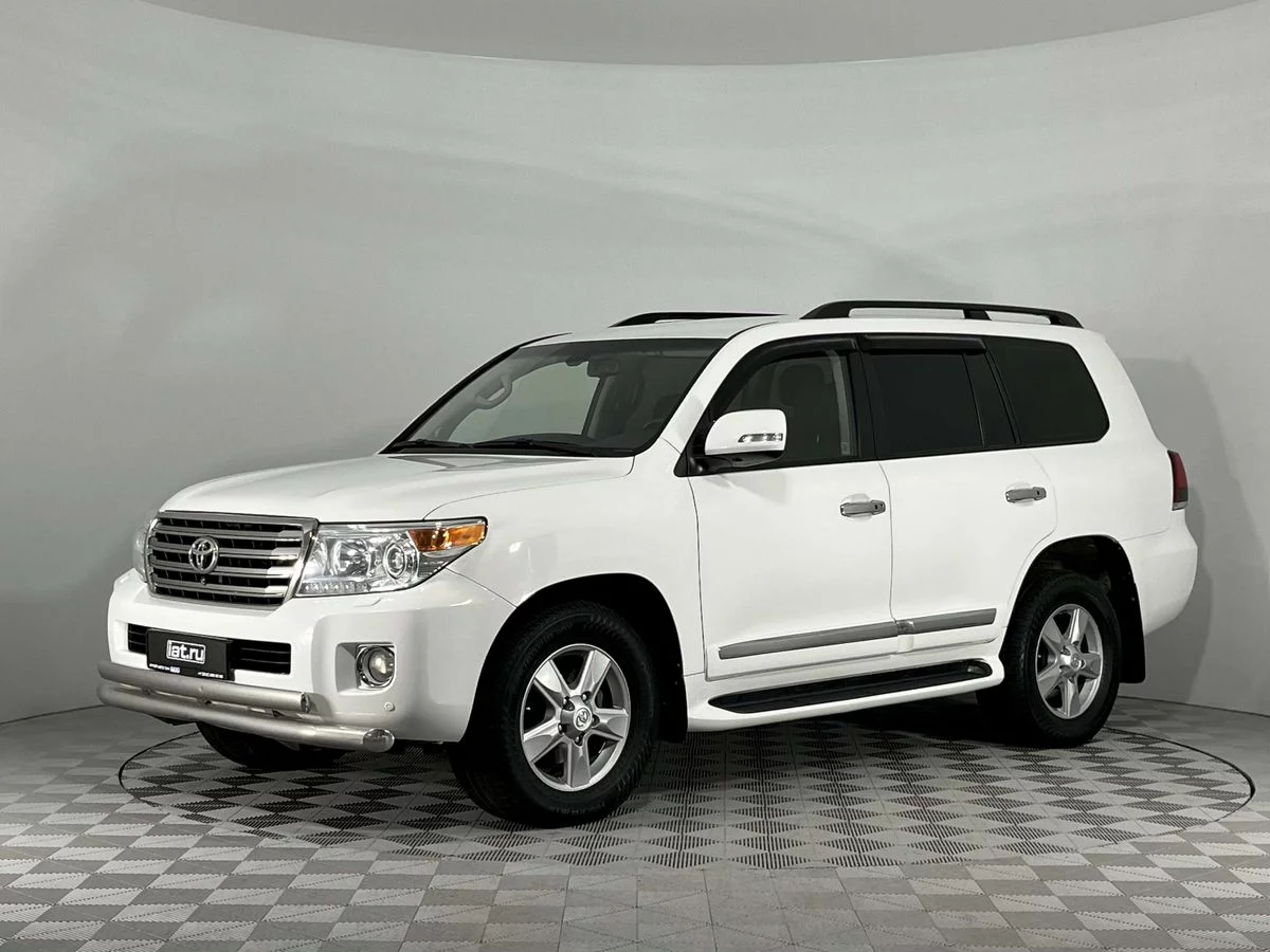 Toyota Land Cruiser 4.5d AT (235 л.с.) 4WD, 2014, 200 Series Рестайлинг 1,  Белый (продано) – заказ №133447