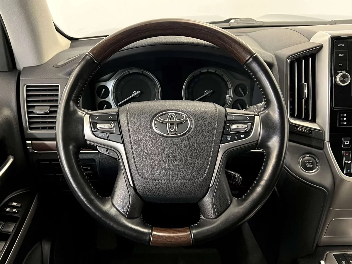 Toyota Land Cruiser 2020 4.6 AT (309 л.с.) 4WD  c пробегом - фото 21