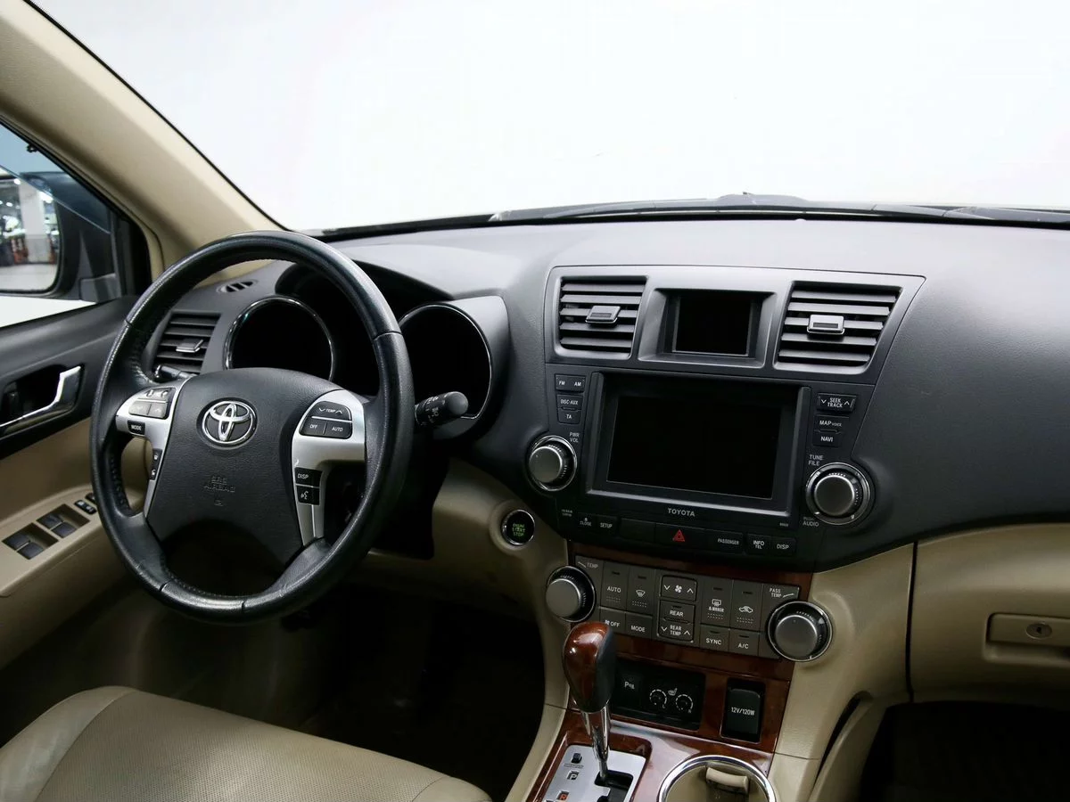 Toyota Highlander 2011 3.5 AT (273 л.с.) 4WD Люкс c пробегом - фото 14