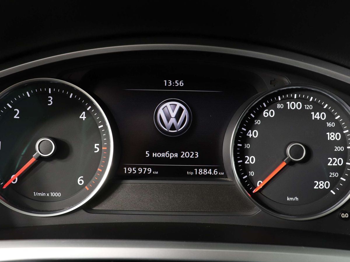 Volkswagen Touareg 2016 3.0d AT (204 л.с.) 4WD Business c пробегом - фото 13