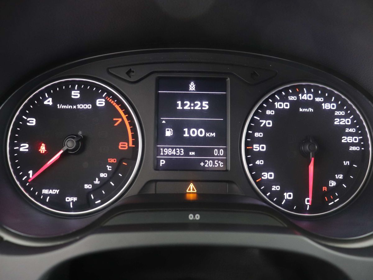 Audi A3 2016 1.4 AMT (125 л.с.) Ambiente c пробегом - фото 13