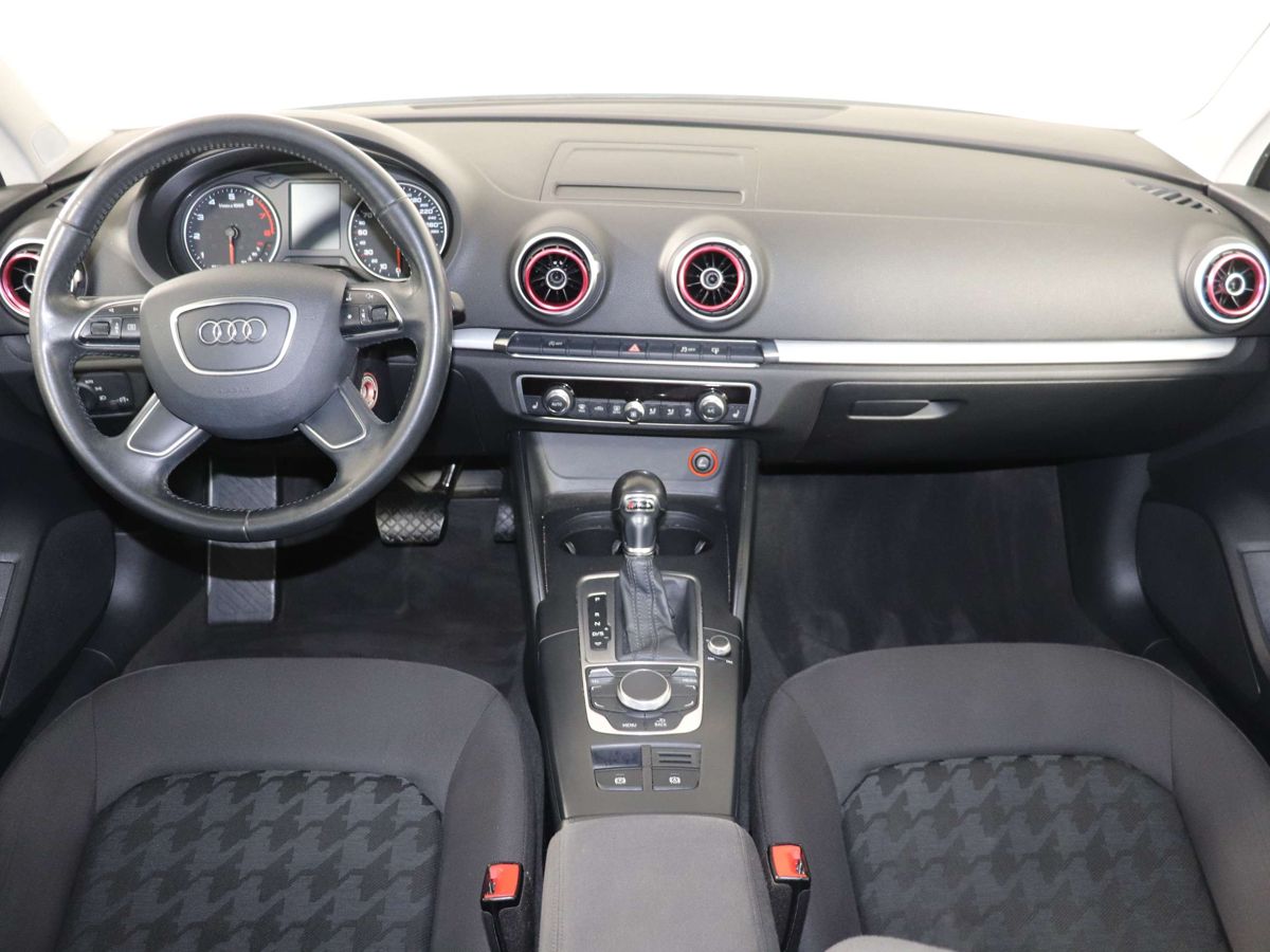 Audi A3 2016 1.4 AMT (125 л.с.) Ambiente c пробегом - фото 15